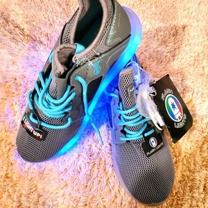 New rechargeable gray lighted sneakers 5